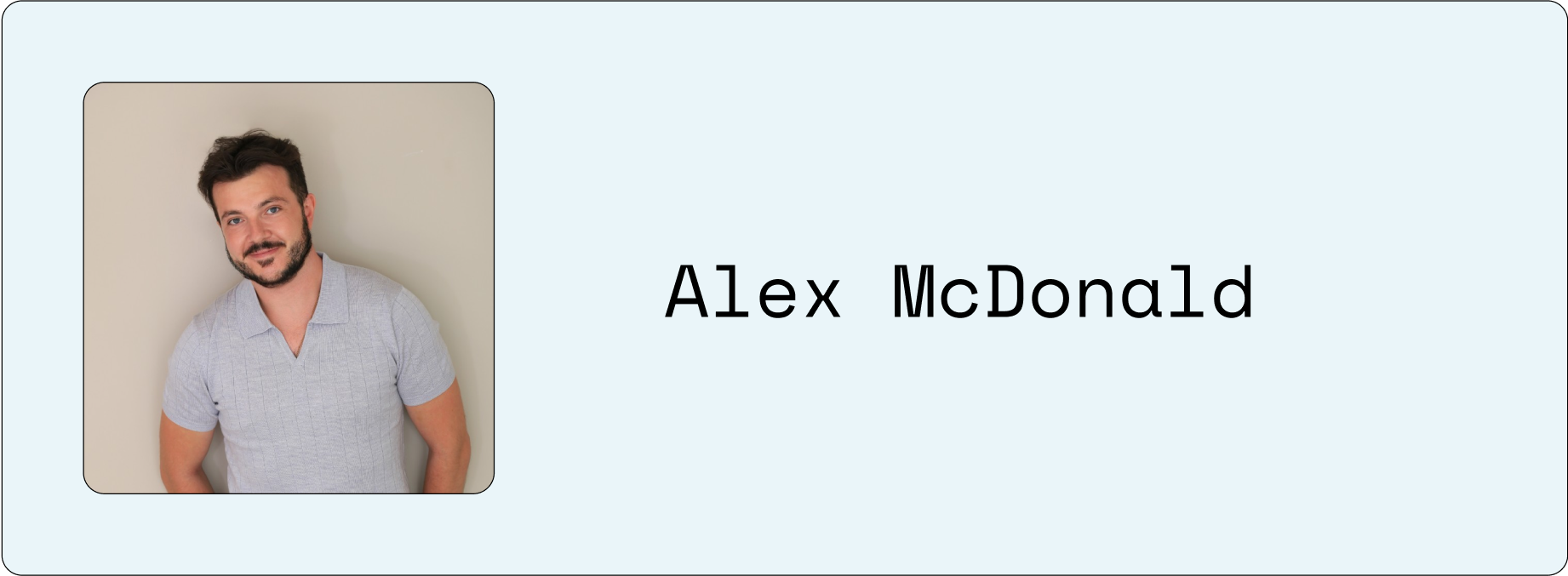 Alex McDonald,  freelance content writer headshot