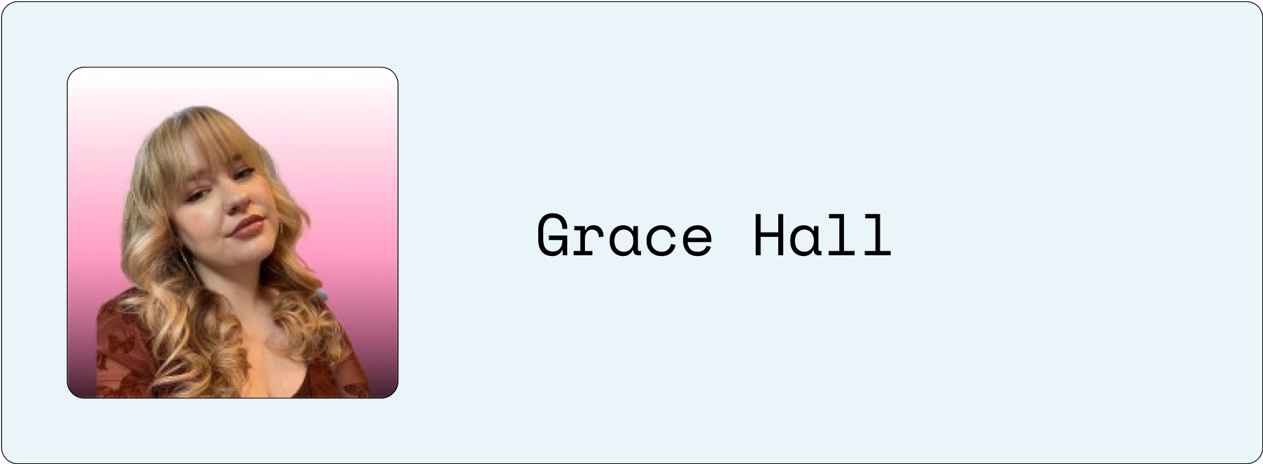 Grace Hall,  freelance content writer headshot